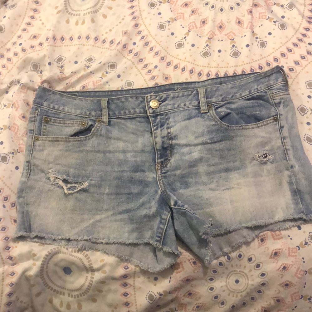 American eagle shorts size 18